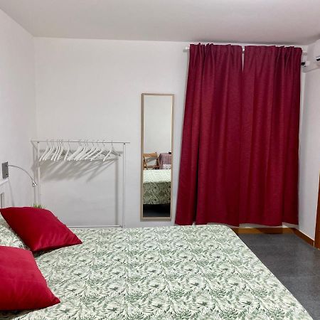 Pisani Apartment Барі Екстер'єр фото