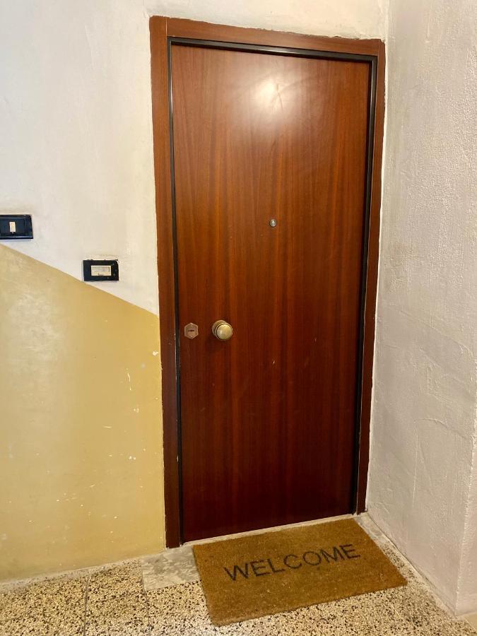 Pisani Apartment Барі Екстер'єр фото